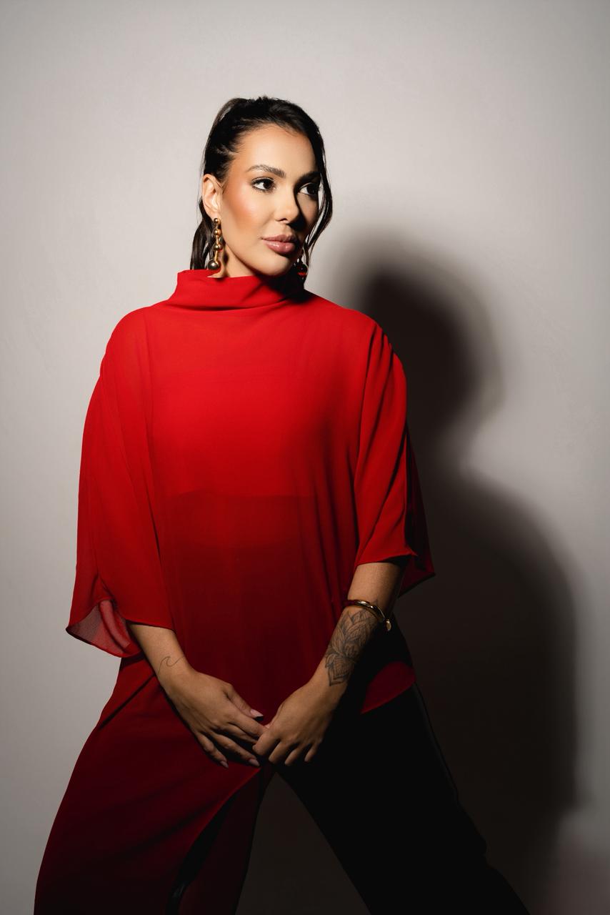 Dra. Nathália Dabés — Biomédica Esteta